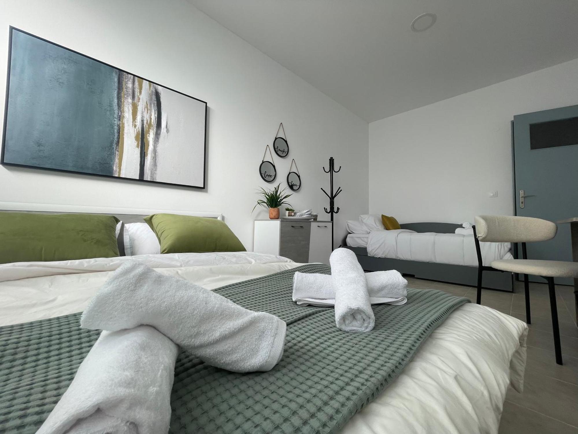 Aiolos Chania Center Luxury Apartment Near The Garden Exteriör bild